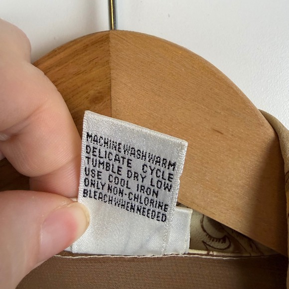 VTG Nicola Baroque Chain Print Blouse Medium Button Down Y2K Retro Lightweight - Picture 7 of 9